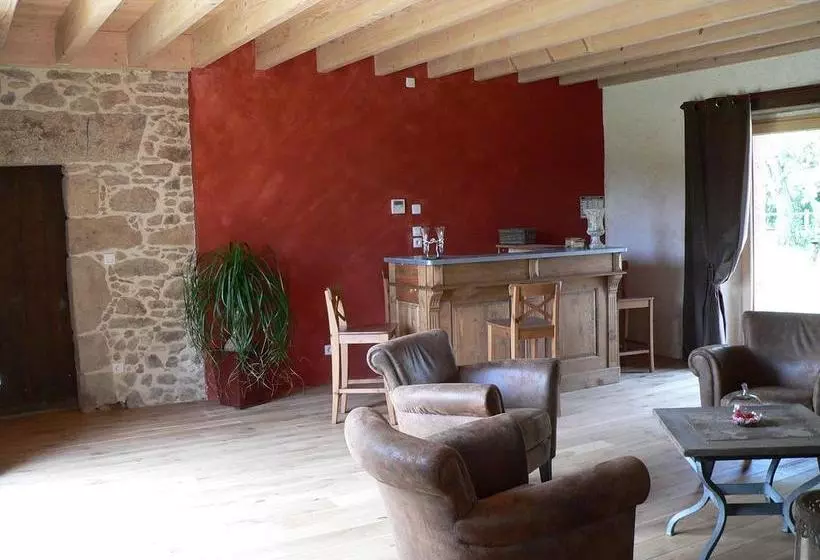 Aamiaismajoitus (B&B) Le Manoir Du Pas Jahan