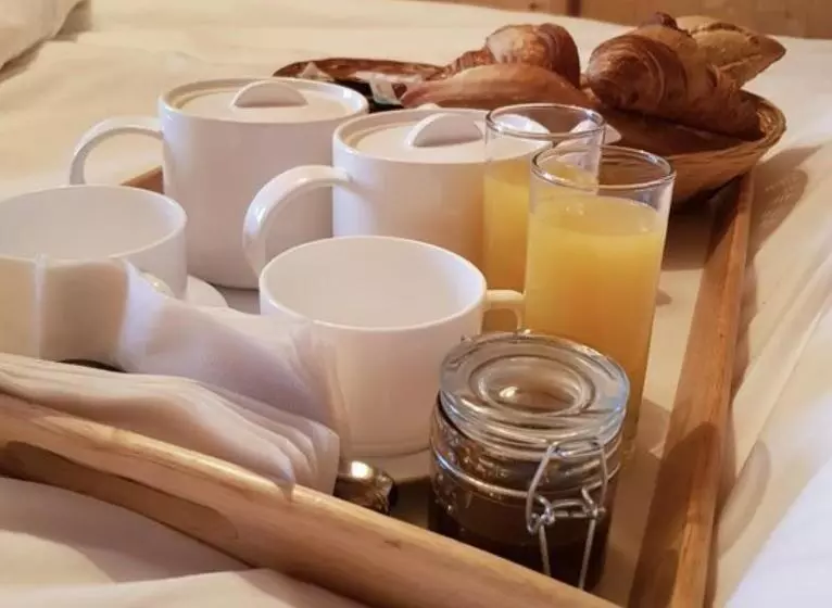 Aamiaismajoitus (B&B) Relais Mont Jura Adults Only