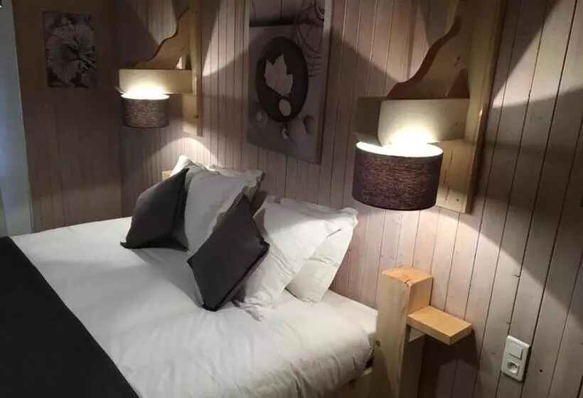 Aamiaismajoitus (B&B) Relais Mont Jura Adults Only