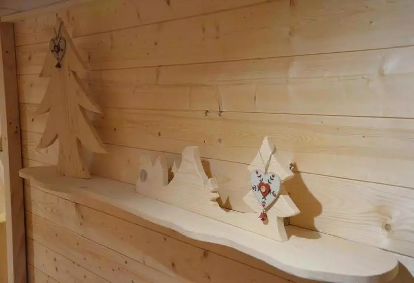 Aamiaismajoitus (B&B) Relais Mont Jura Adults Only