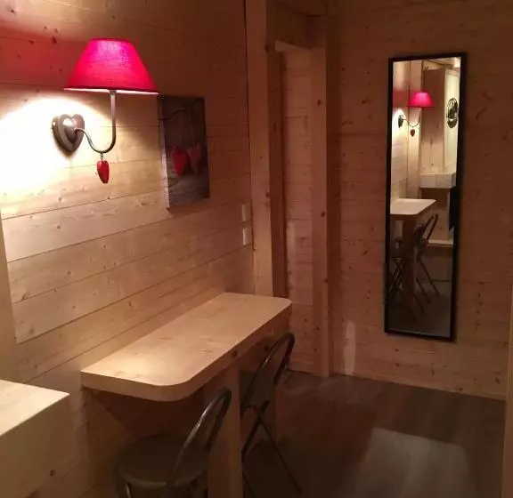 Aamiaismajoitus (B&B) Relais Mont Jura Adults Only