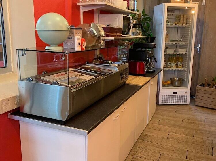 فندق Au Petit Bonheur