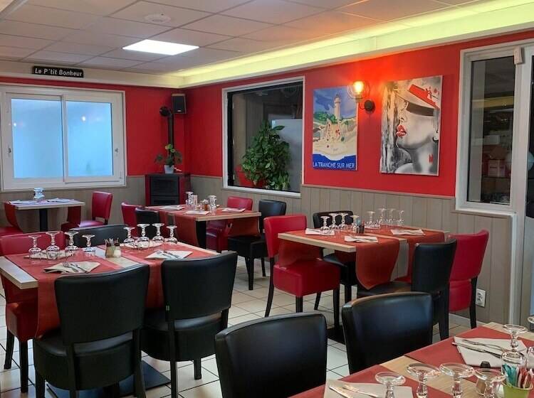 فندق Au Petit Bonheur