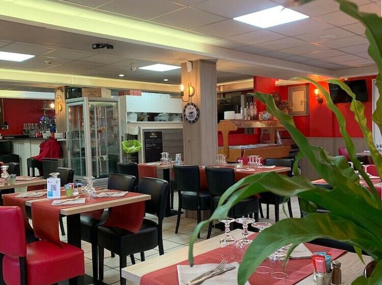 فندق Au Petit Bonheur