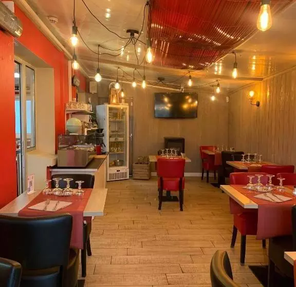 Hotelli Au Petit Bonheur