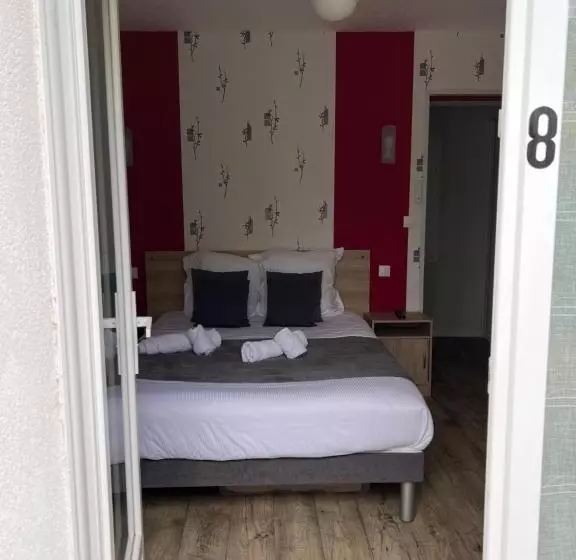 Hotelli Au Petit Bonheur