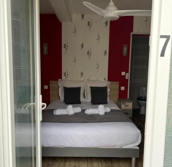 فندق Au Petit Bonheur