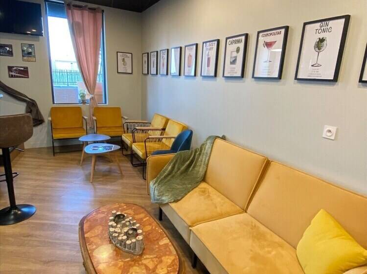 فندق öbout Du Quai