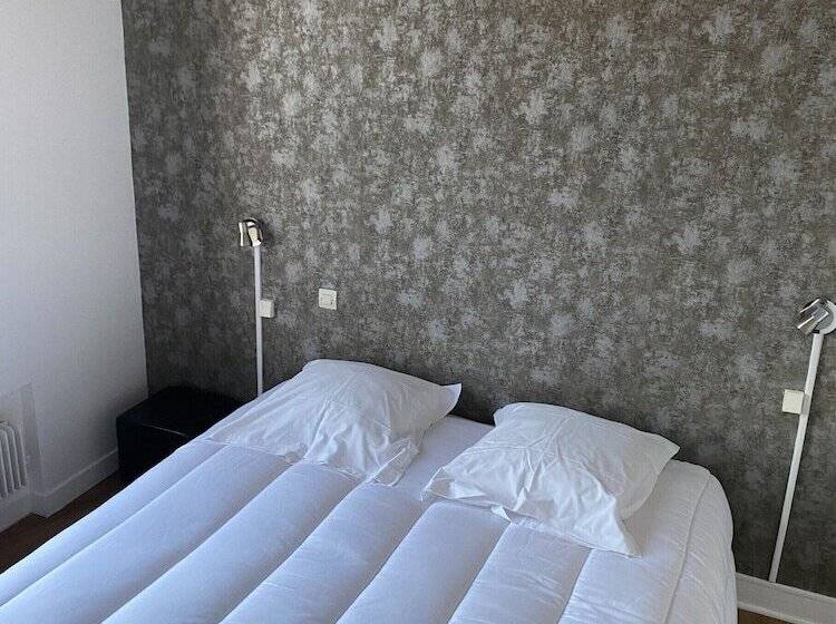 فندق öbout Du Quai