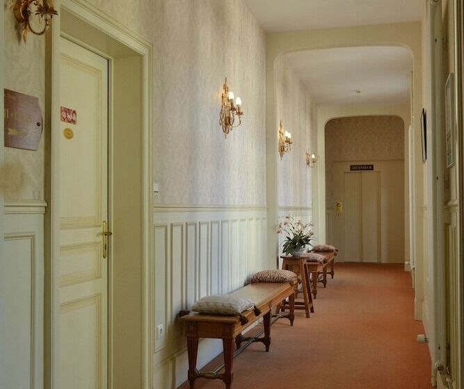 فندق Castel Jeanson