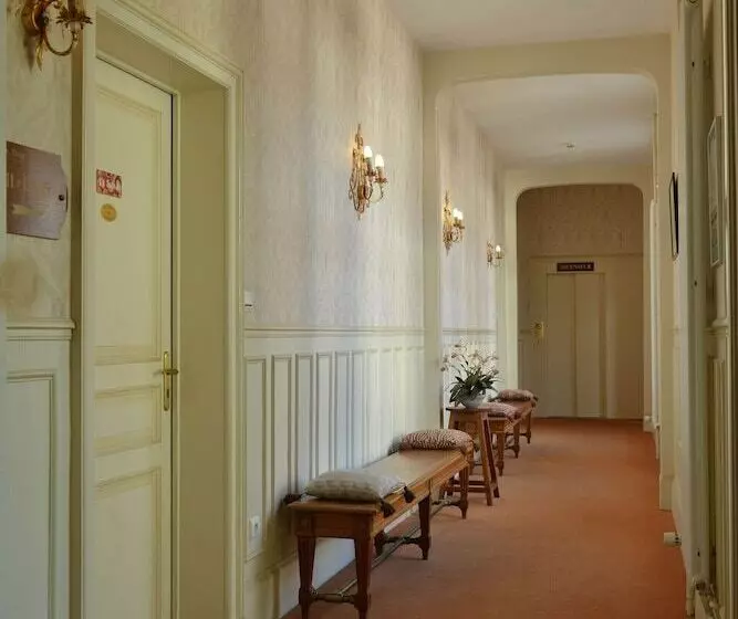 Hotel Castel Jeanson