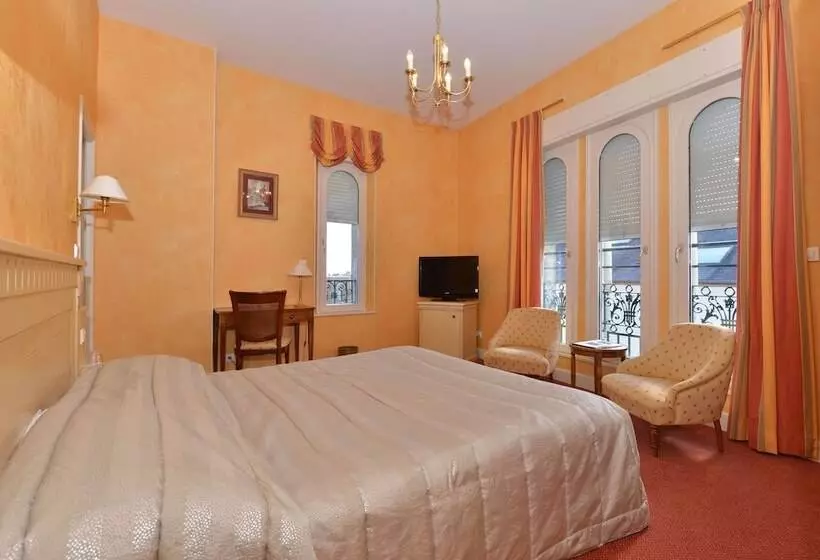 Hotel Castel Jeanson