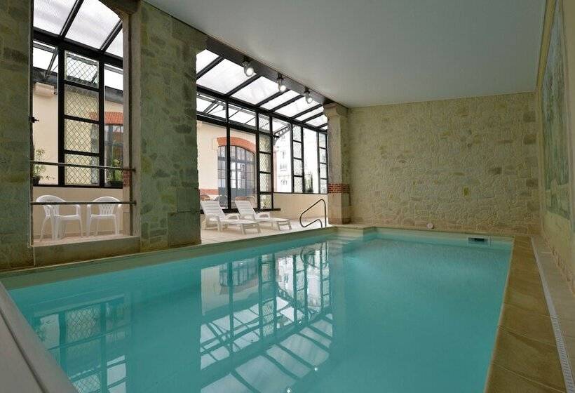 فندق Castel Jeanson