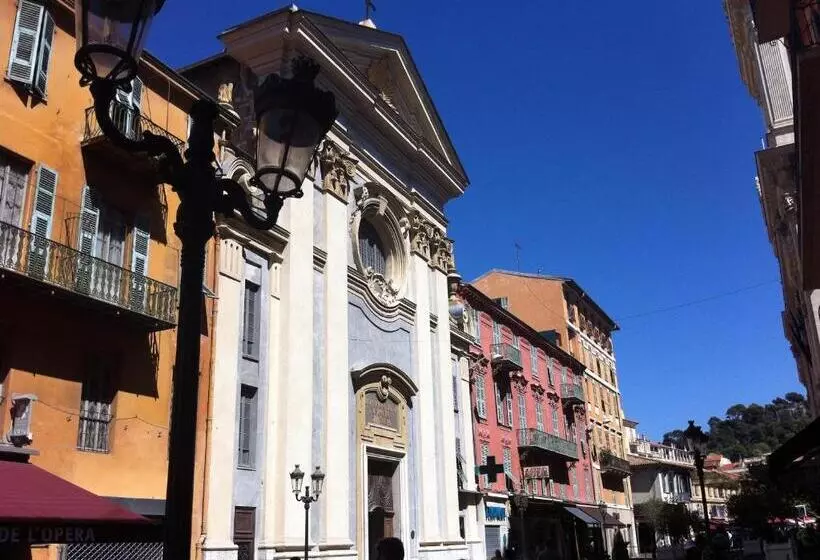 Hotel Cresp