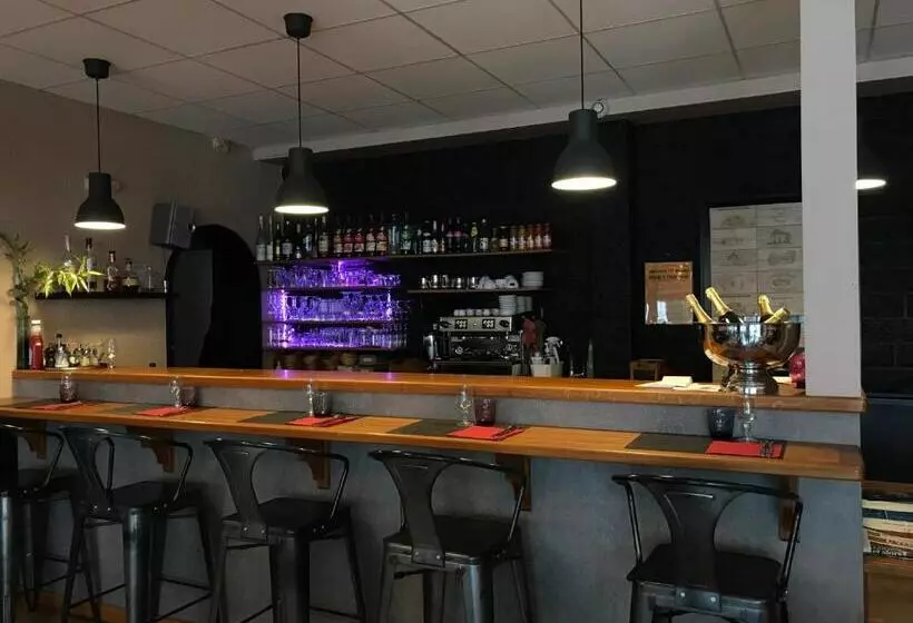 ホテル Du Centre   Restaurant Le P Tit Gourmet