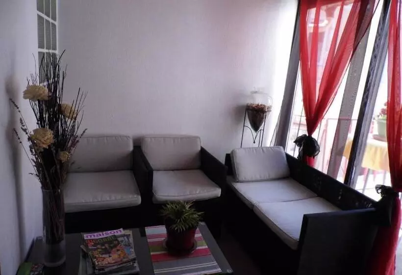 ホテル Hôtel Des Touristes