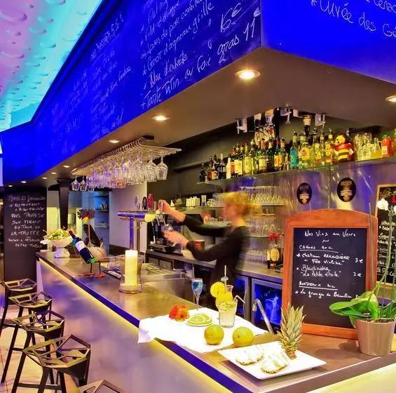 ホテル Hôtel Le Coin Des Halles