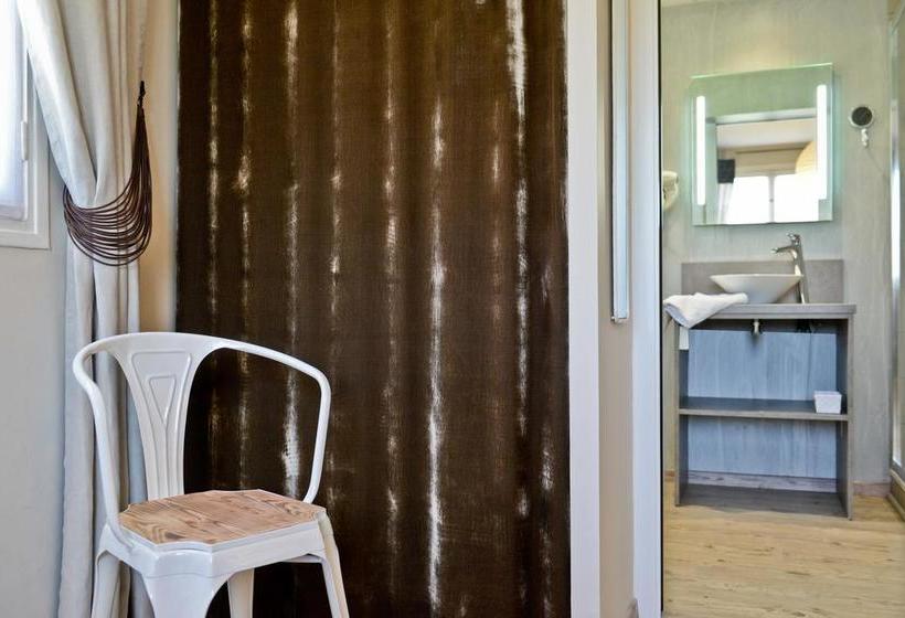 בית מלון כפרי Les Bains De Secours