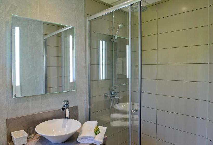 בית מלון כפרי Les Bains De Secours