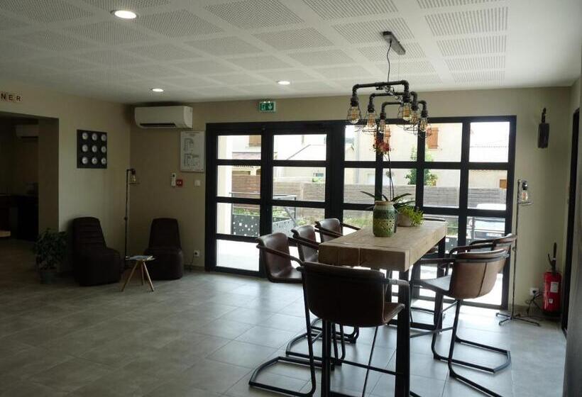 ホテル L Horloge Gourmande