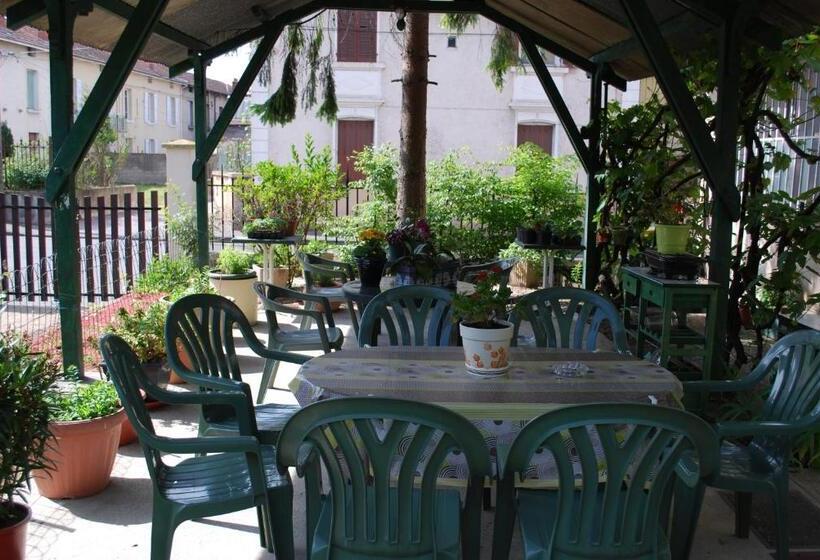 فندق L Hôtel L Astrée