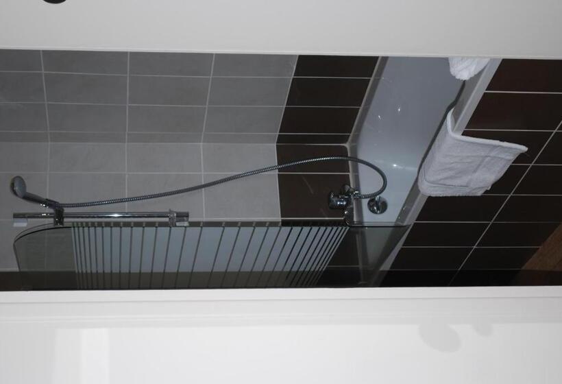 فندق L Hôtel L Astrée