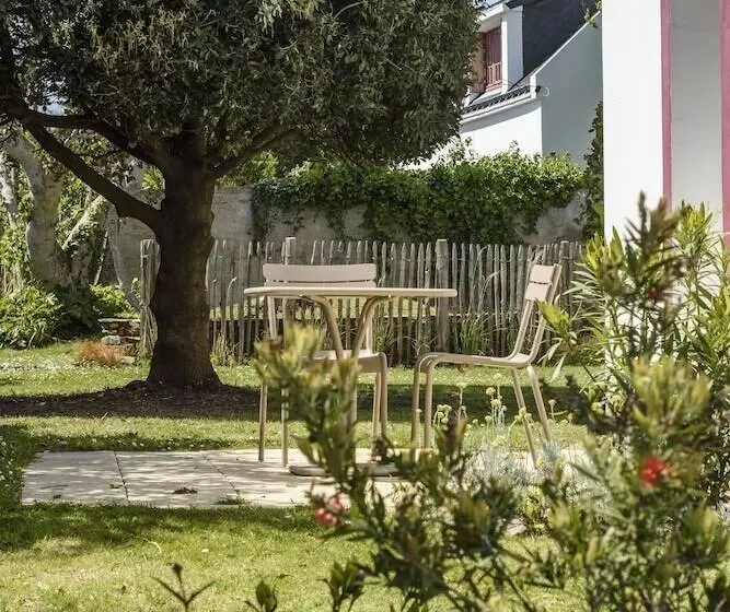 Hotel Le Clos Fleuri