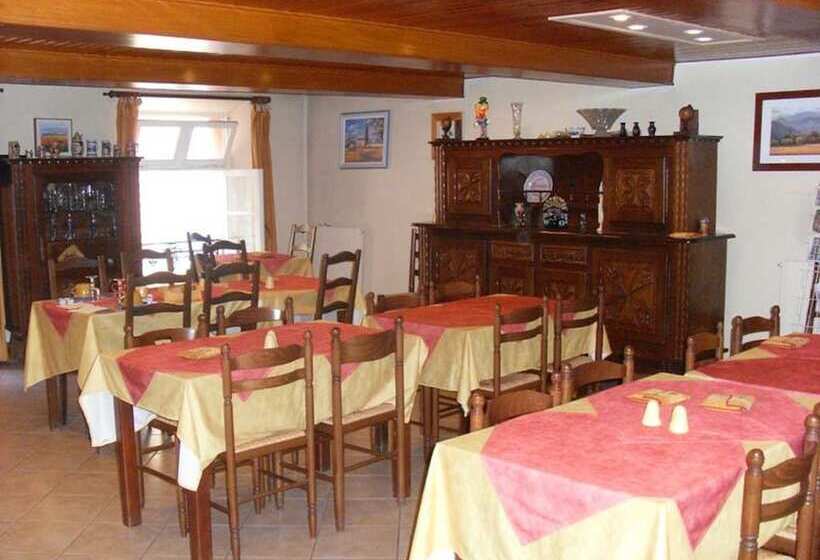 Отель Restaurant Logis De La Rose