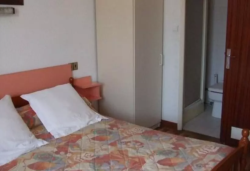 هتل Restaurant Logis De La Rose