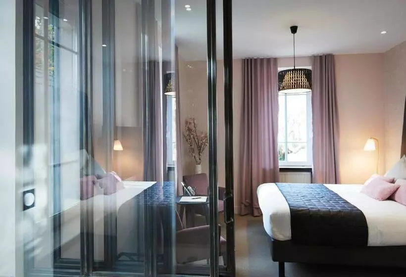 ホテル Pont Du Chalon Hôtel And Restaurant