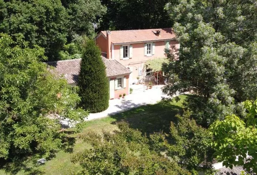 Le Pavillon Vert   B&b