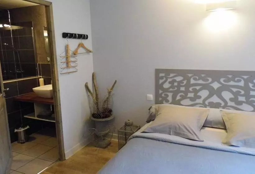 ベッドアンドブレックファースト Chambre D Hôtes Le Habre