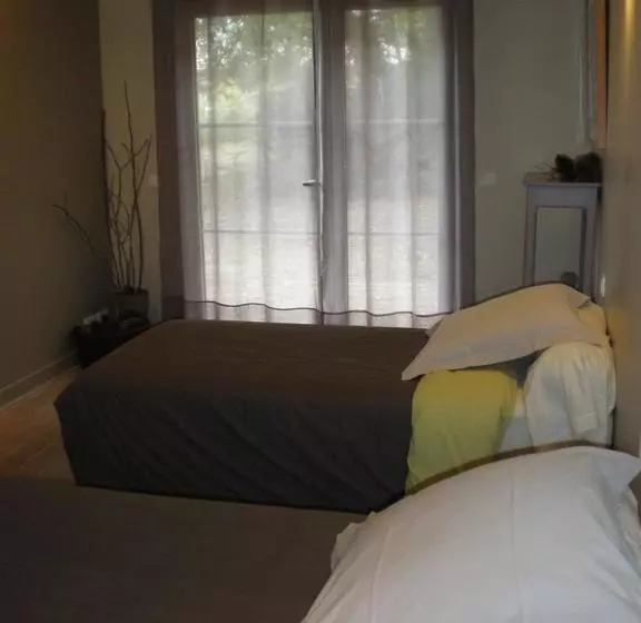 ベッドアンドブレックファースト Chambre D Hôtes Le Habre