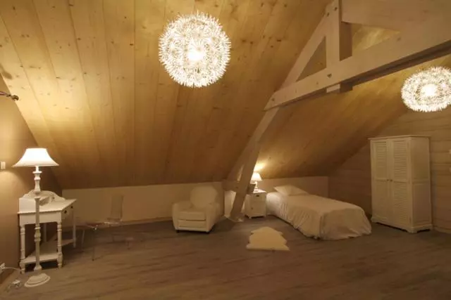 تختخواب و صبحانه Chambres D'hôtes Couleurs Bois & Spa