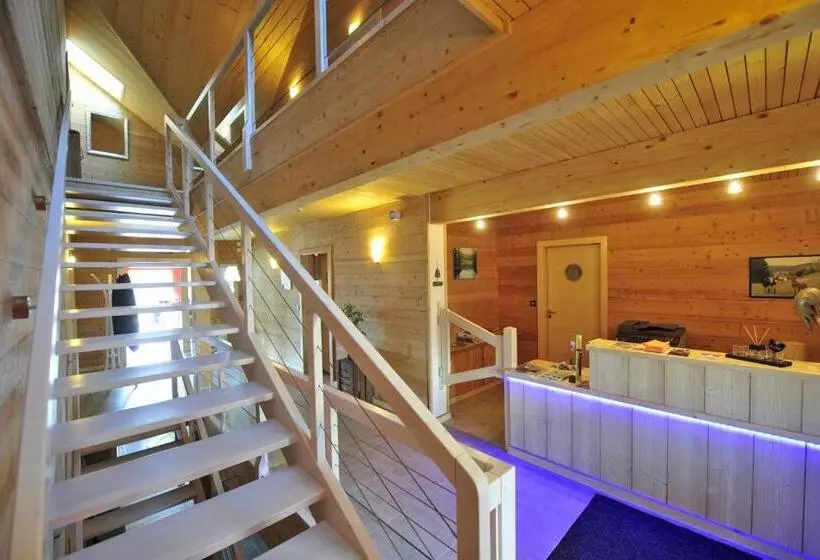 تختخواب و صبحانه Chambres D'hôtes Couleurs Bois & Spa
