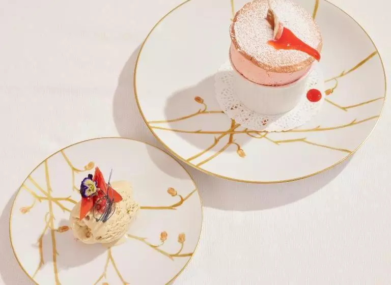 ベッドアンドブレックファースト Logis Hôtel & Restaurant Chateau De La Marjolaine
