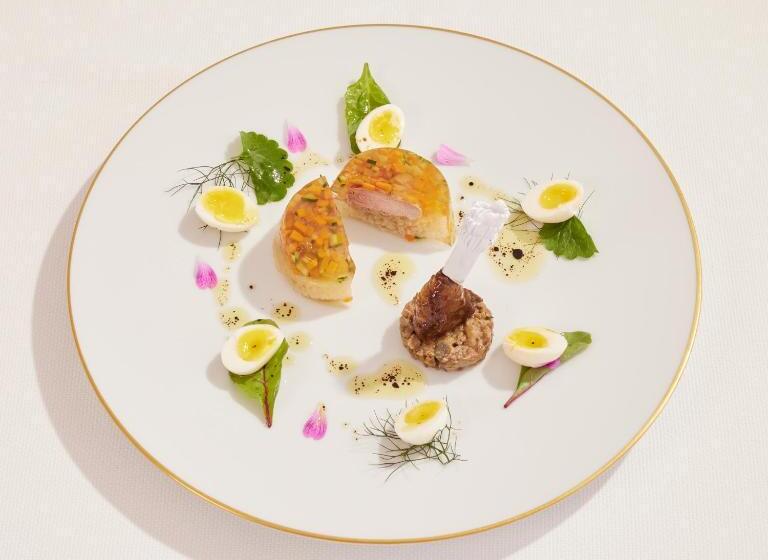 住宿加早餐  Logis Hôtel & Restaurant Chateau De La Marjolaine