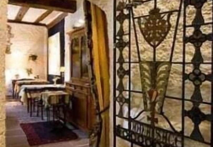 ベッドアンドブレックファースト Hostellerie Seigneurs De Ribeaupierre