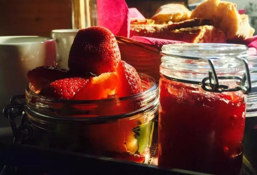 تختخواب و صبحانه Hôtel U Passa Tempu