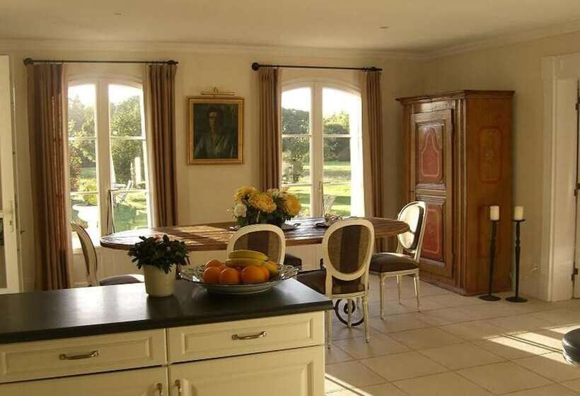 مبيت وإفطار L Oisette