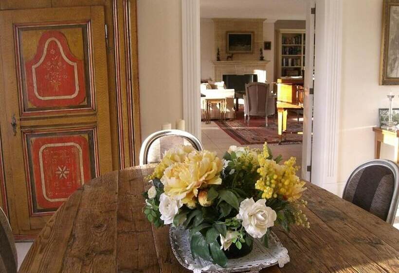 مبيت وإفطار L Oisette