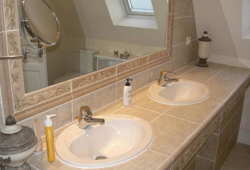 مبيت وإفطار L Oisette