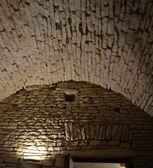 تختخواب و صبحانه Maison D Hôtes La Tour Du Trésorier