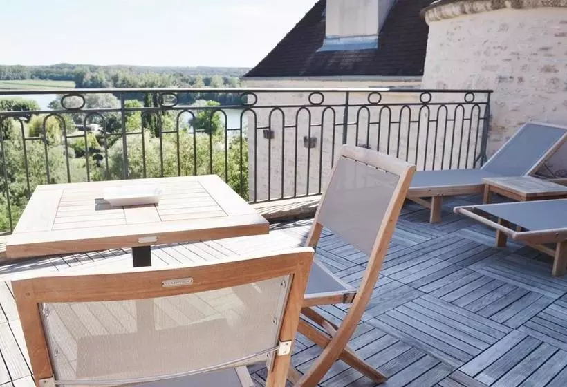 تختخواب و صبحانه Maison D Hôtes La Tour Du Trésorier