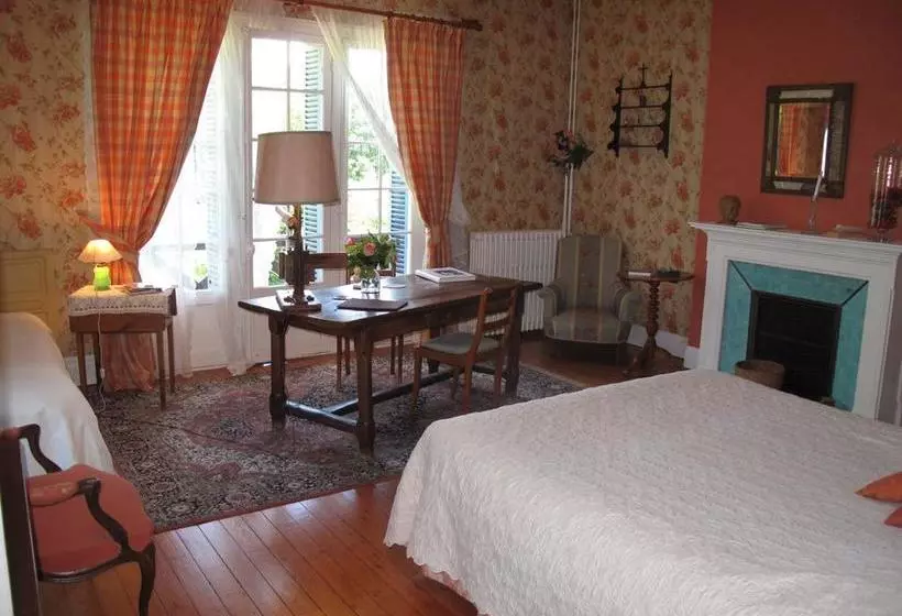 Aamiaismajoitus (B&B) Manoir De Graincourt