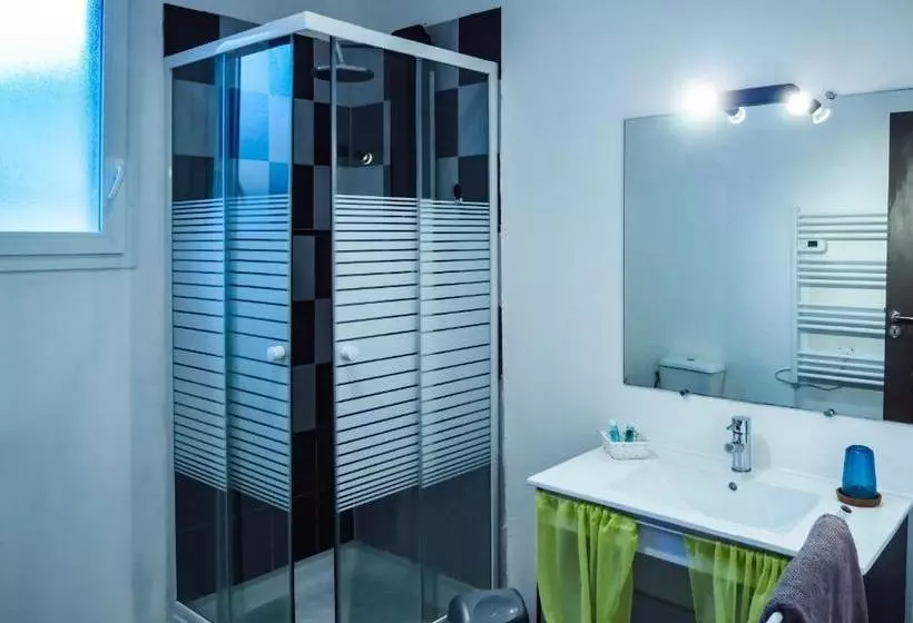تختخواب و صبحانه Hôtel U Passa Tempu