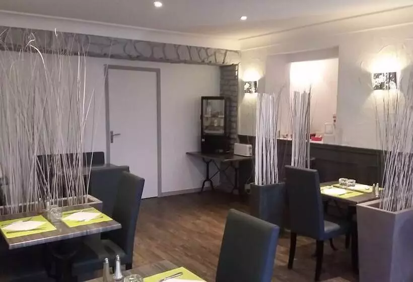 Hotelli Auberge Des Toques