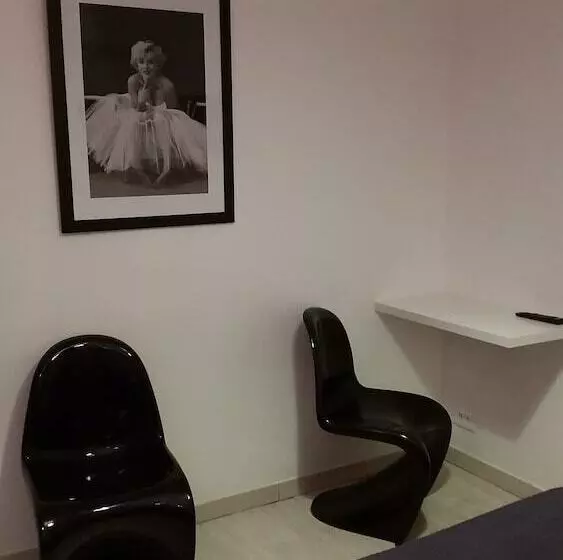 Hotelli Auberge Des Toques