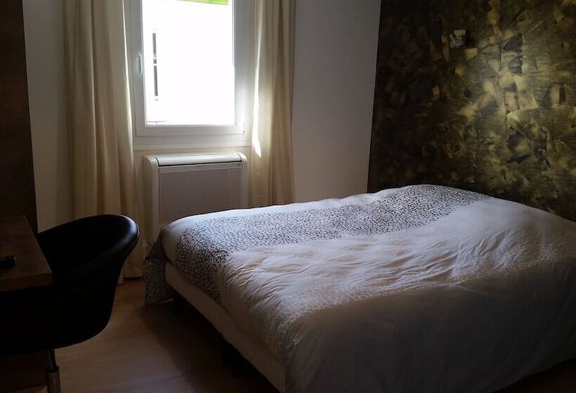 호텔 Auberge Des Toques