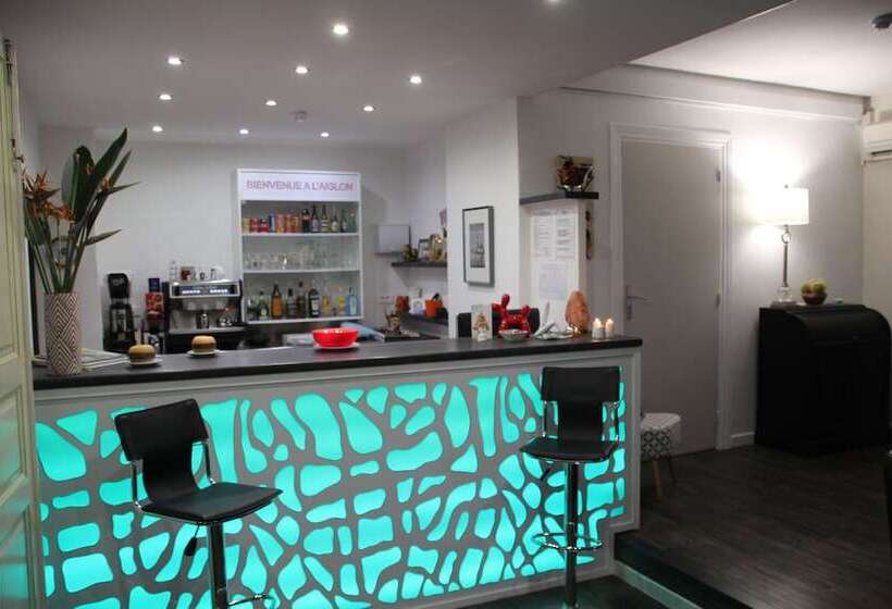 호텔 Auberge Des Toques